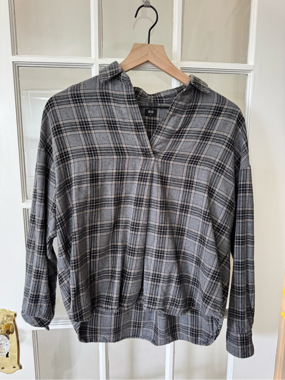 UNIQLO Gray Oversized Plaid Popover Shirt